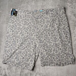 Roundtree & Yorke Performance Shorts Mens‎ 42 Gray Floral Leaf Print 9" Inseam